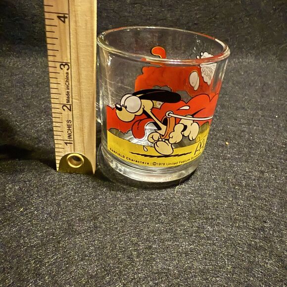 VINTAGE McDonalds Garfield & Odie Limited Edition McDonald Mug Produced 1978 - Picture 4 of 5